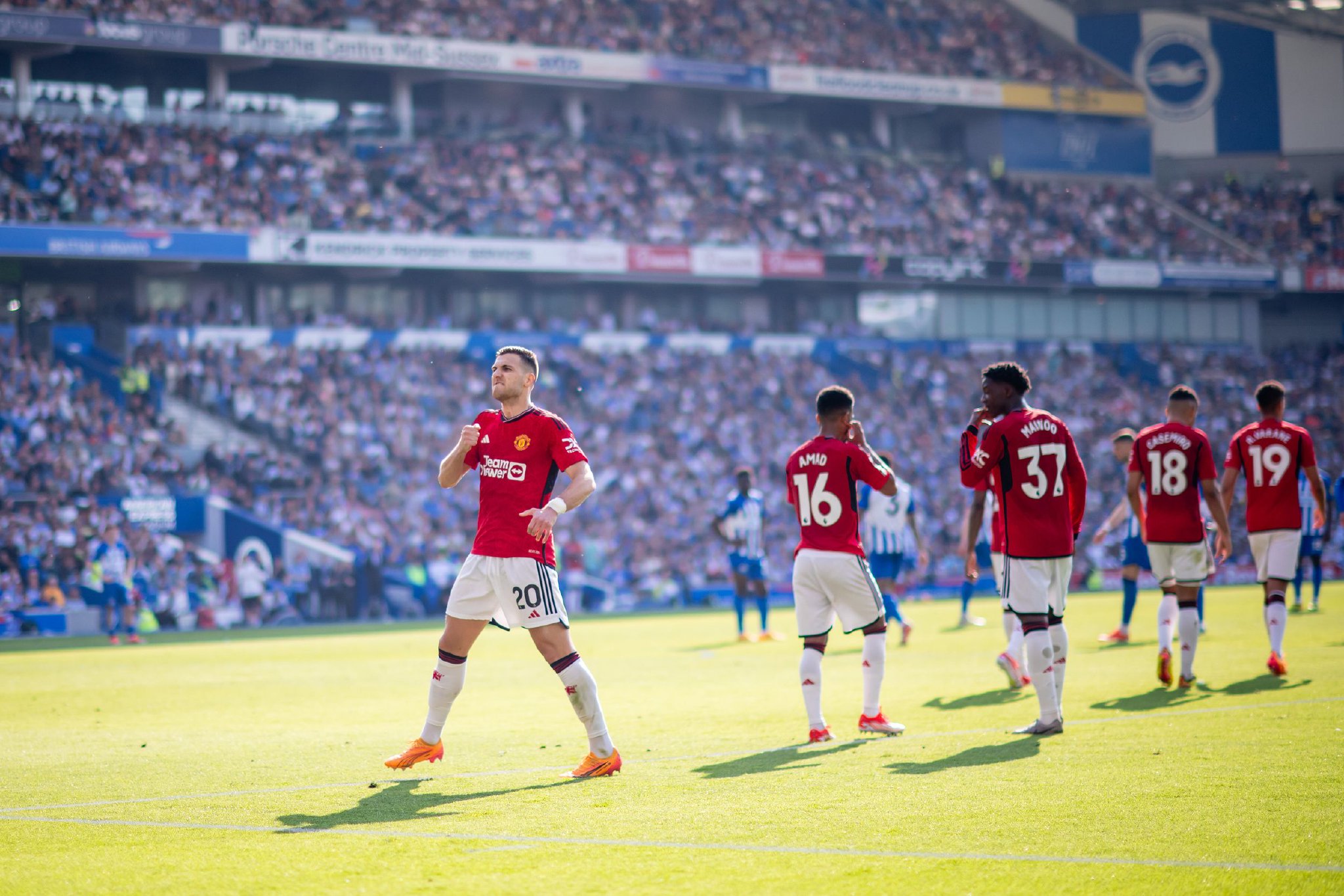 对于一名在 对于一名在